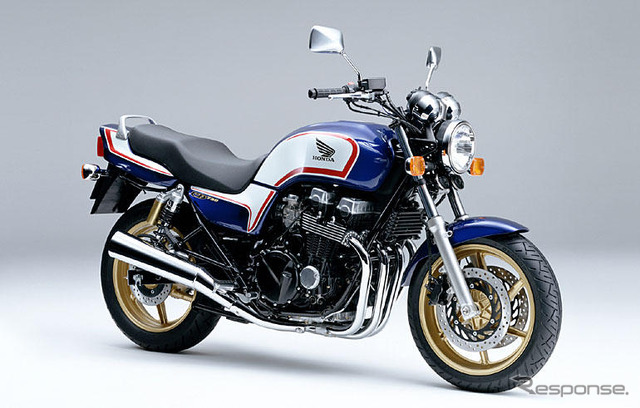 ホンダ CB750 のカラーリングを変更