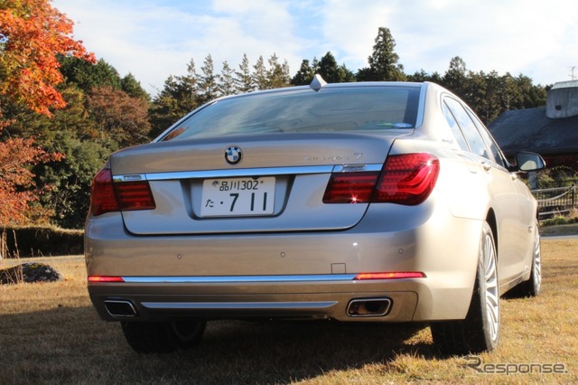 BMW・アクティブハイブリッド7
