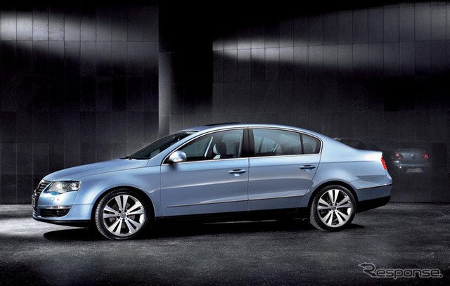 VW パサート 新型、来春登場!!