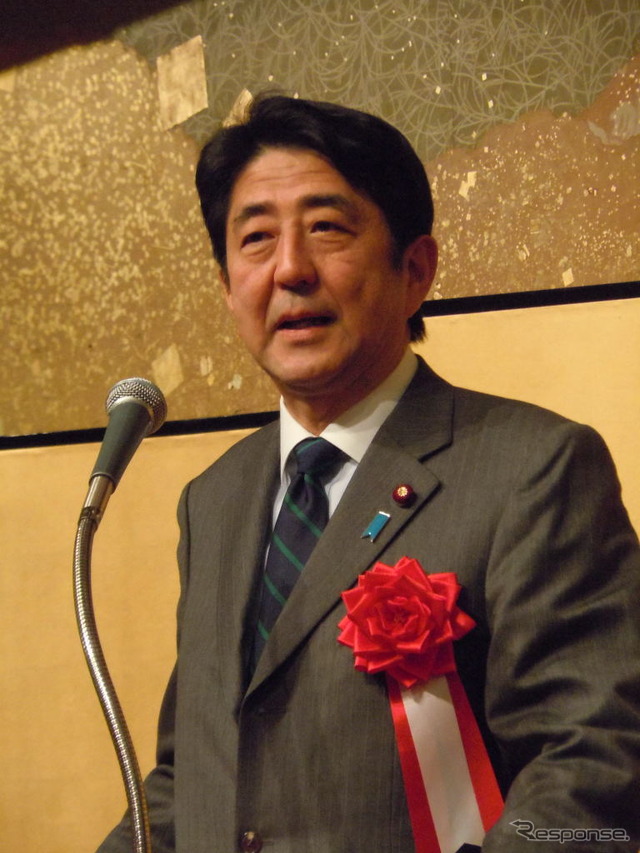 安倍晋三首相