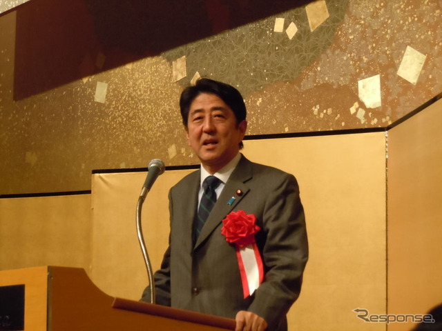 安倍晋三首相
