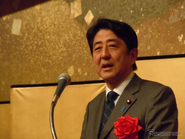 安倍晋三首相