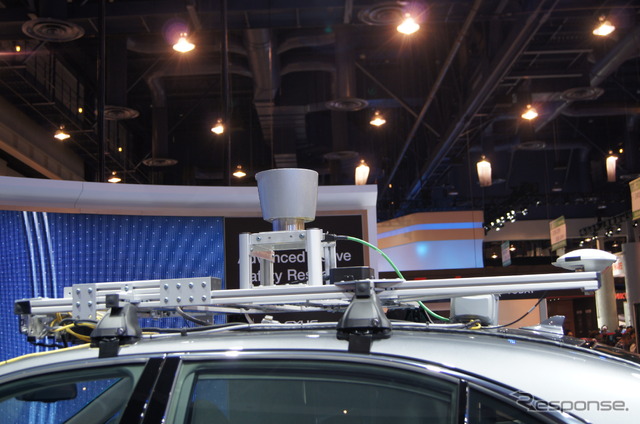 「LEXUS INTEGRATED SAFETY」を搭載したレクサス LS(CES13)