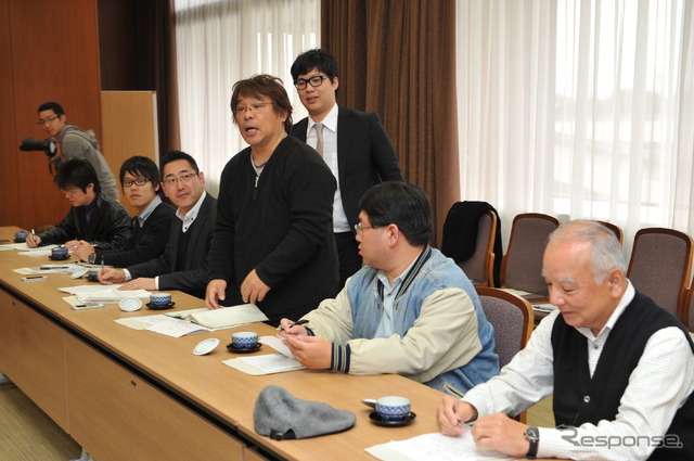 「トヨタハイブリッド開発者への15の質問」