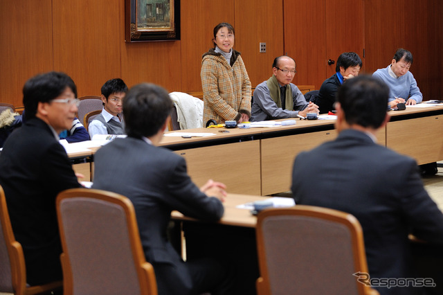 「トヨタハイブリッド開発者への15の質問」