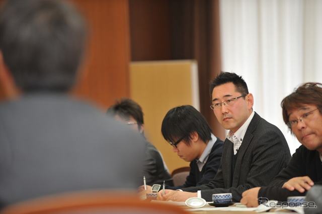 「トヨタハイブリッド開発者への15の質問」