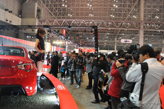 ブリヂストンブース（東京オートサロン13）