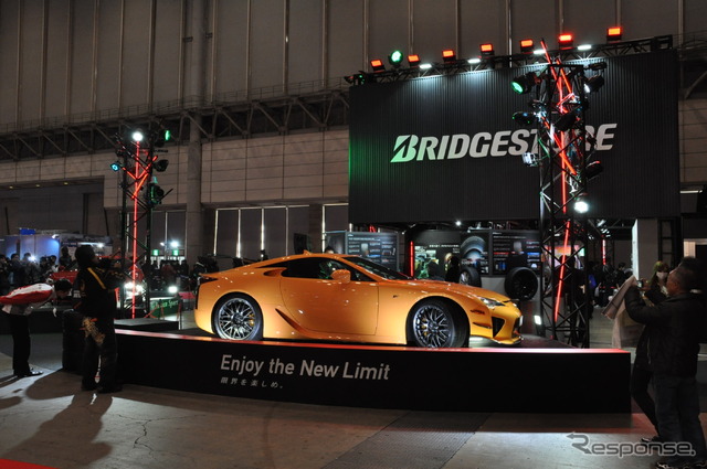 ブリヂストンブース（東京オートサロン13）