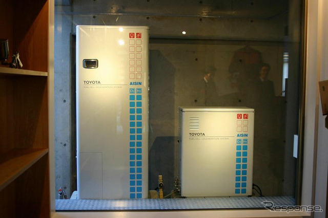 【トヨタ夢の住宅PAPI】太陽電池、燃料電池、プリウス で発電