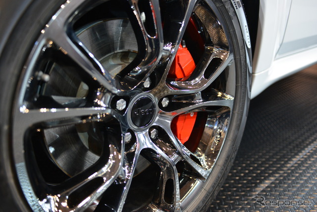ジープ チェロキー SRT 8 アルパイン(東京オートサロン13)