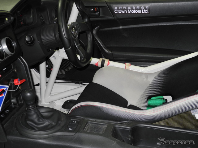 東京オートサロン13マカオグランプリに出走したトヨタ「86」