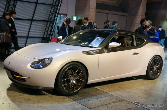 トヨタ86を女性目線でカスタムした「86×style Cb」