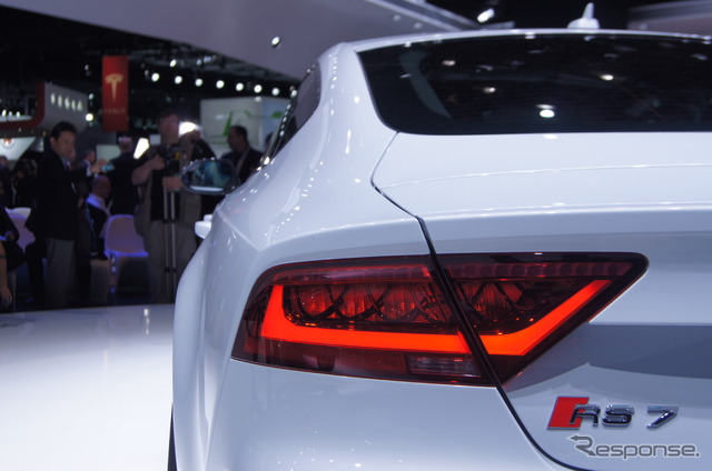 アウディ RS7 スポーツバック(デトロイトモーターショー13)