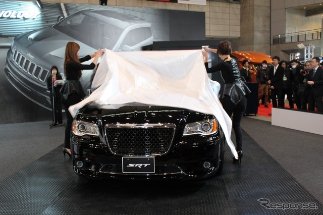 クライスラー・300SRT8
