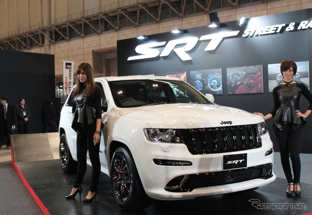 ジープ・グランドチェロキーSRT8アルパイン