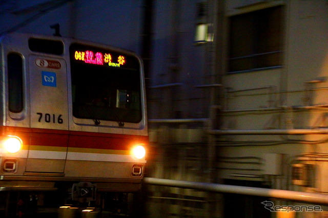 東横線内を走るメトロ車