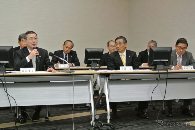 富士重工新春記者会見