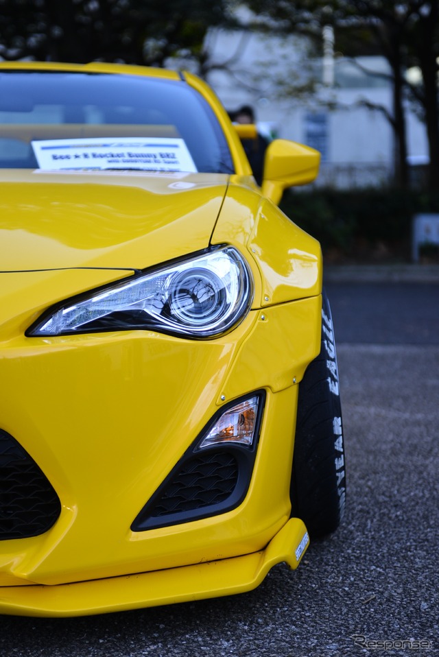 BEE・R x ROCKET BUNNY BRZ with GOODYEAR(東京オートサロン13)