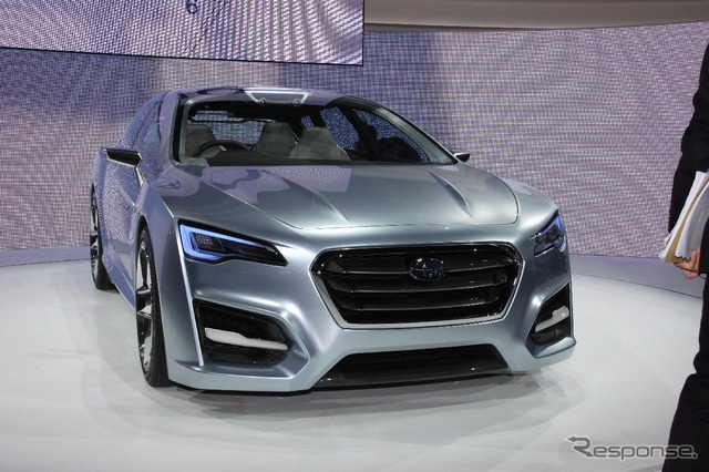2011年の東京モータショーに出展されたHVコンセプトカースバル アドバンスドツアラー（参考画像）