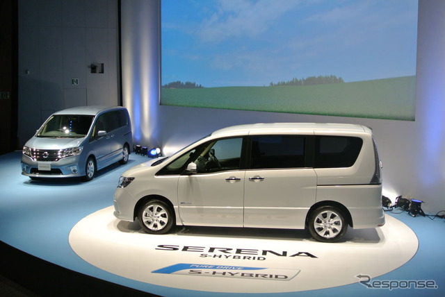 日産セレナ