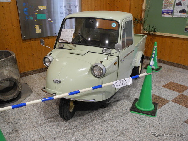 草枕温泉「てんすい」に展示されていたダイハツ「ミゼット」