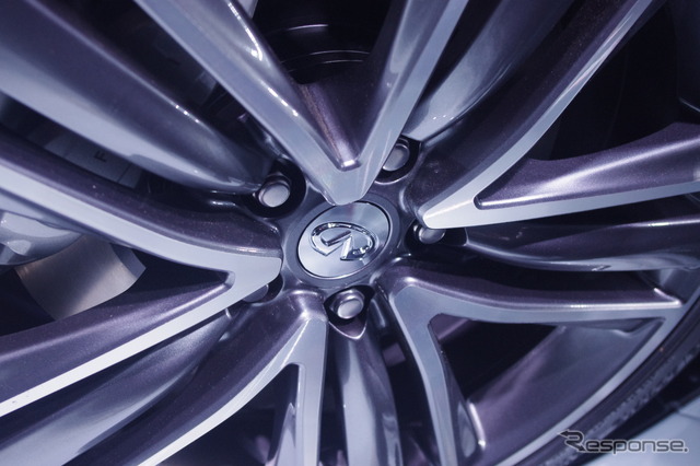 インフィニティ Q50(デトロイトモーターショー13)