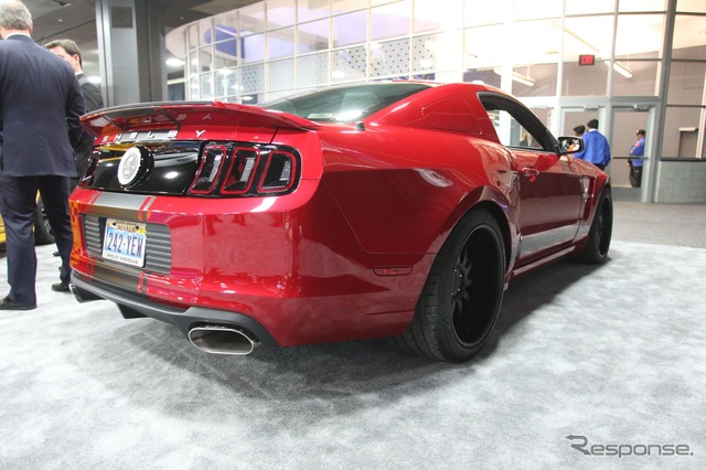 シェルビー GT500 スーパースネークのワイドボディ(デトロイトモーターショー13)