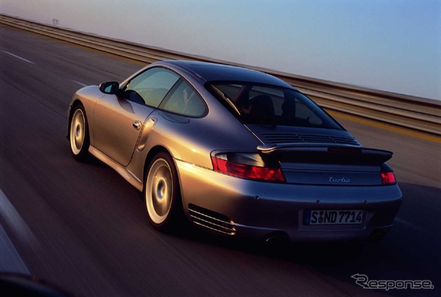 【PCCB】ポルシェ『911』のハンドリングはこうしてますますシャープに
