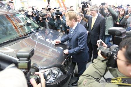 ソラーズが受託生産するトヨタ ランドクルーザー プラド