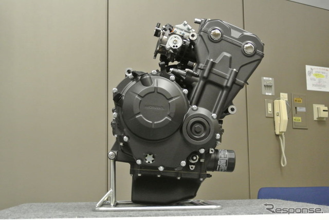ホンダ次世代スポーツ400ccエンジン技術説明会