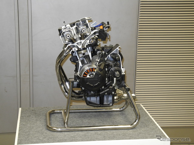 ホンダの次世代スポーツ400ccエンジン