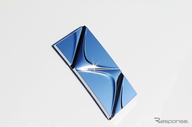 シトロエン・DS3ウルトラマリン