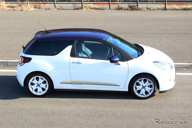 シトロエン・DS3ウルトラマリン