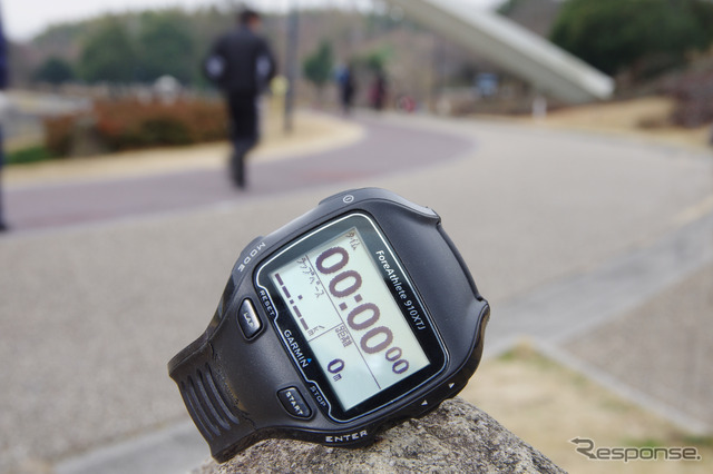 GARMIN FourAthlete 910XTJ