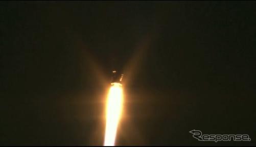 TDRS-Kの打ち上げ（動画キャプチャ）
