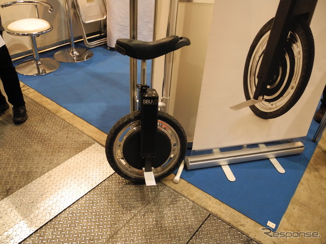 電動一輪車「SBU V3」（イベントジャパン2013）
