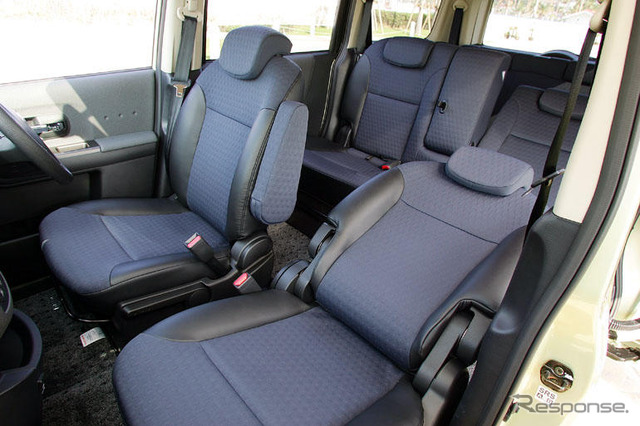 デザインの仕方…日産 ラフェスタ その1“車名”
