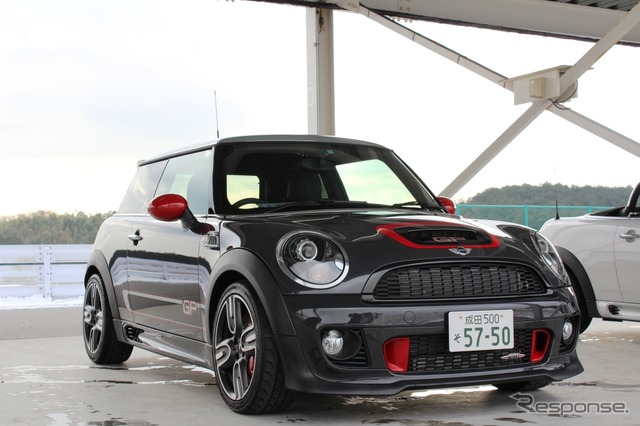 MINI・ジョン・クーパー・ワークスGP