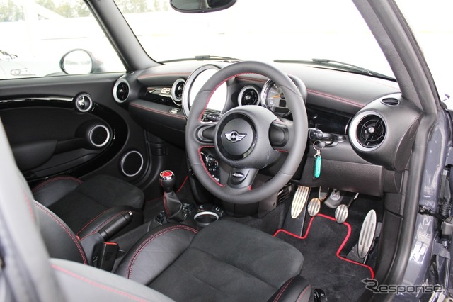 MINI・ジョン・クーパー・ワークスGP