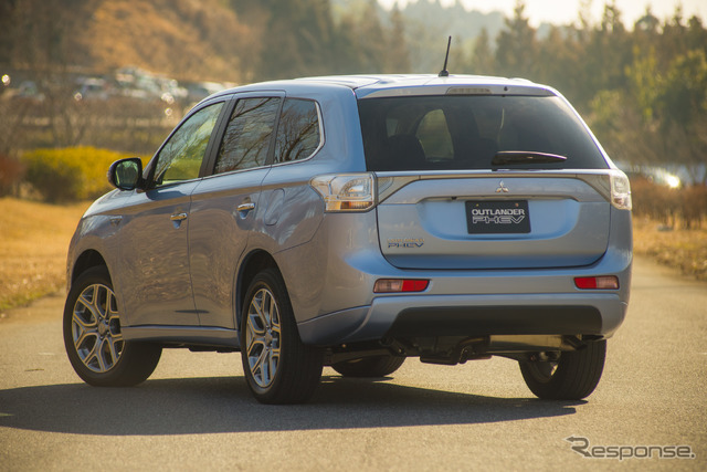 三菱・アウトランダー PHEV