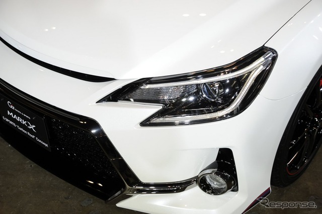 トヨタ マークX Gスポーツ “Carbon Roof” コンセプト(東京オートサロン13)