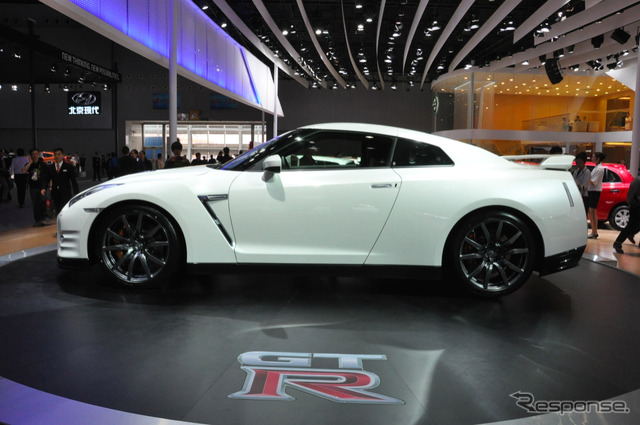 日産・GT-R（広州モーターショー12）