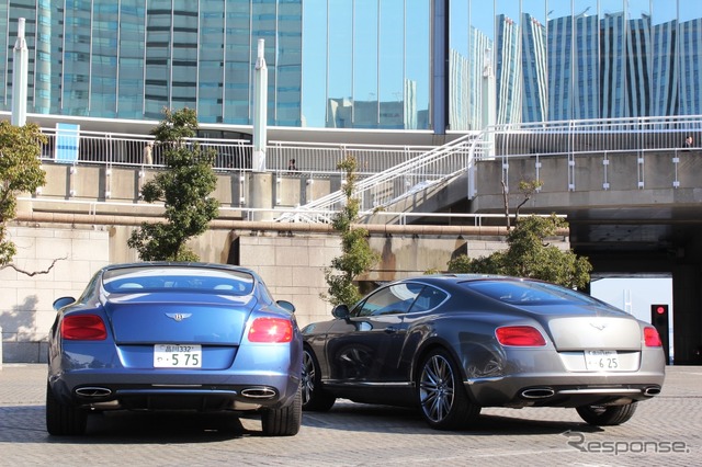 ベントレー・コンチネンタルGTスピード(右)とコンチネンタルGT W12(左)