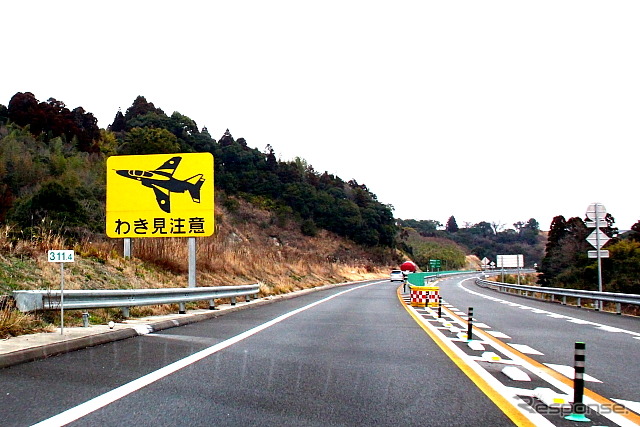 東九州自動車道(2013年2月)