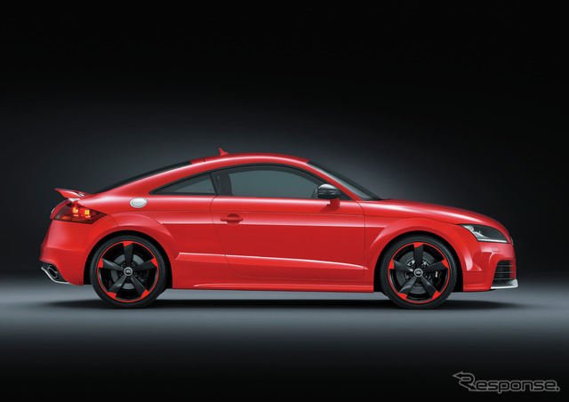 アウディ TT RS プラス クーペ(欧州仕様)