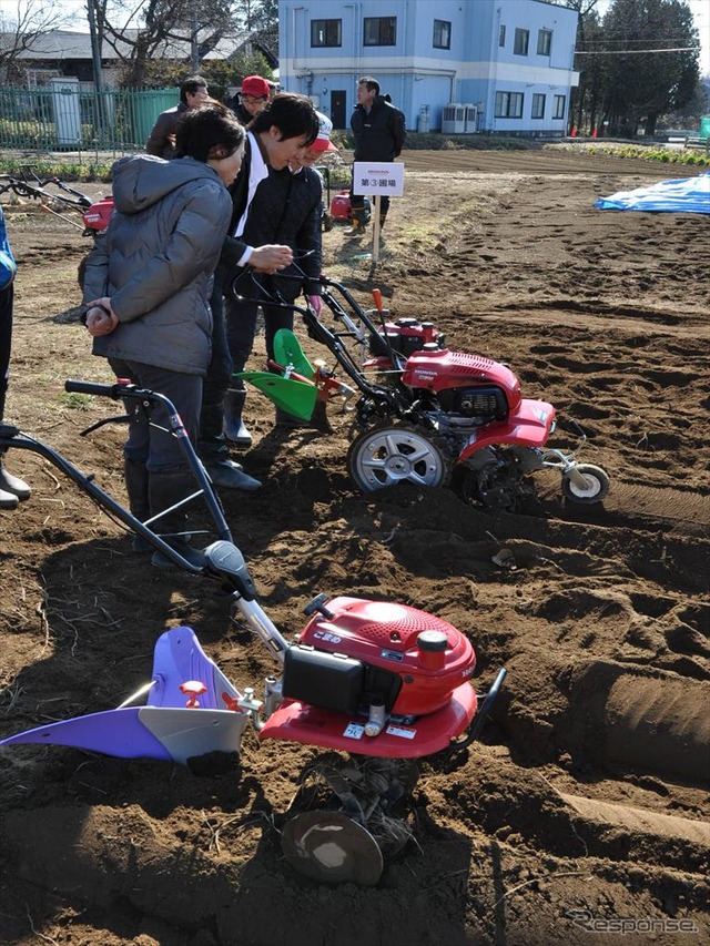 ホンダ耕うん機の発表体験会