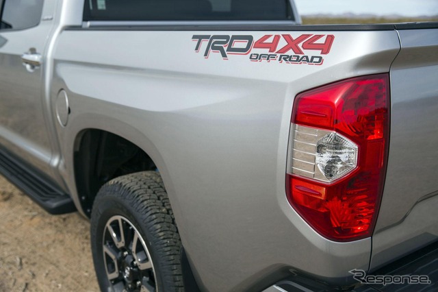トヨタ タンドラ TRD オフロードパッケージ