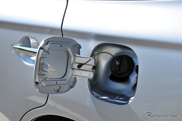 三菱・アウトランダーPHEV