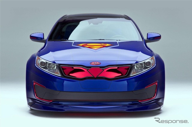 キア オプティマ ハイブリッドのスーパーマン仕様