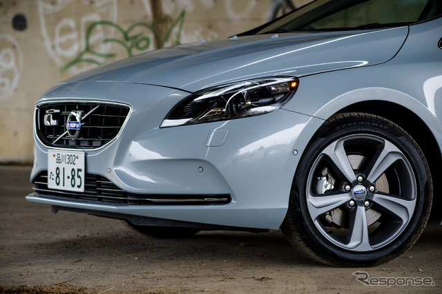 ボルボ・V40 T4